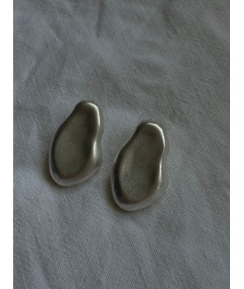 Rough Oval Earrings - Silver